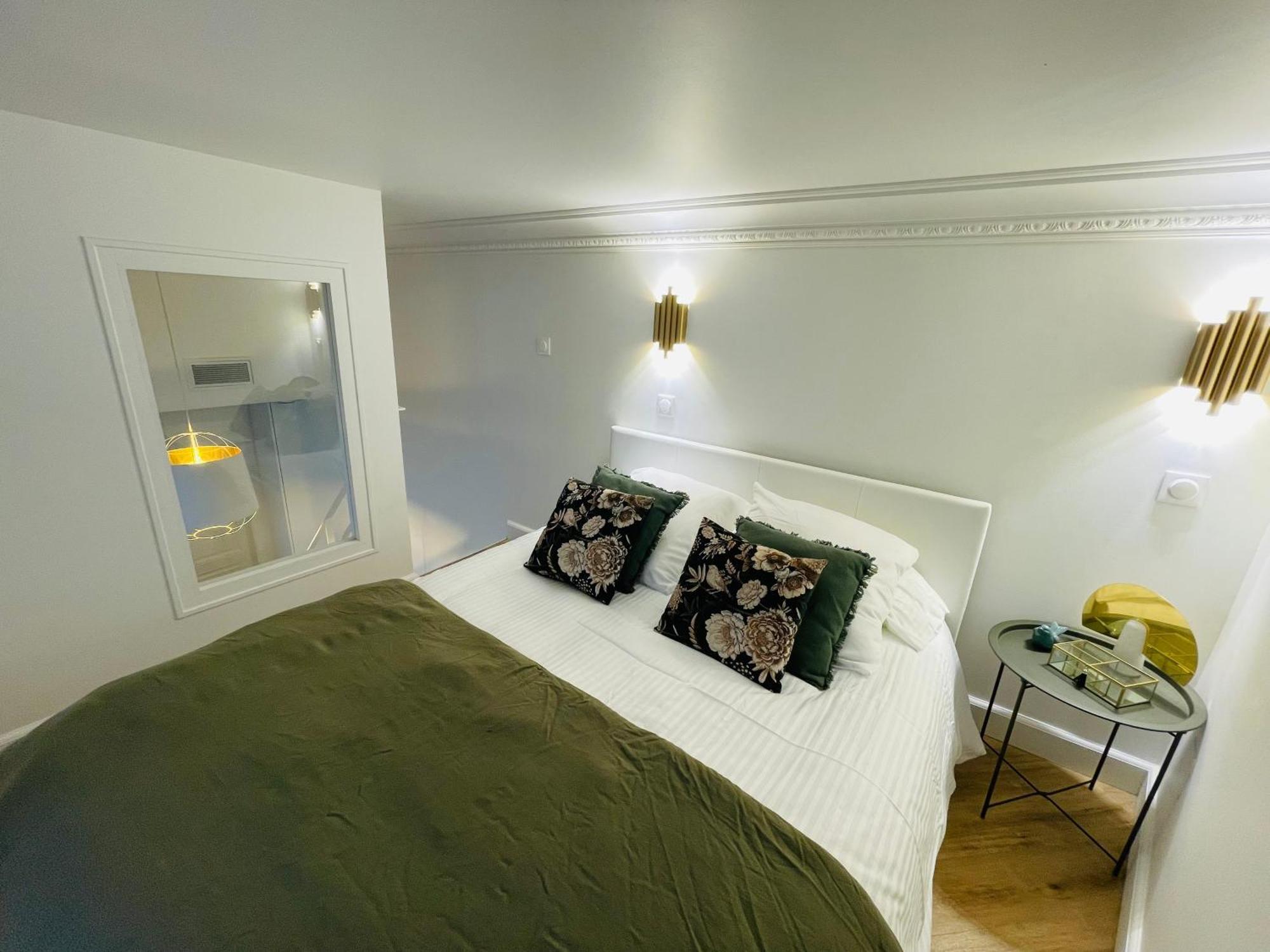 Appartements De Charme Du General Leclerc - Place D'Erlon - Hypercentre - Gare - Reims Extérieur photo
